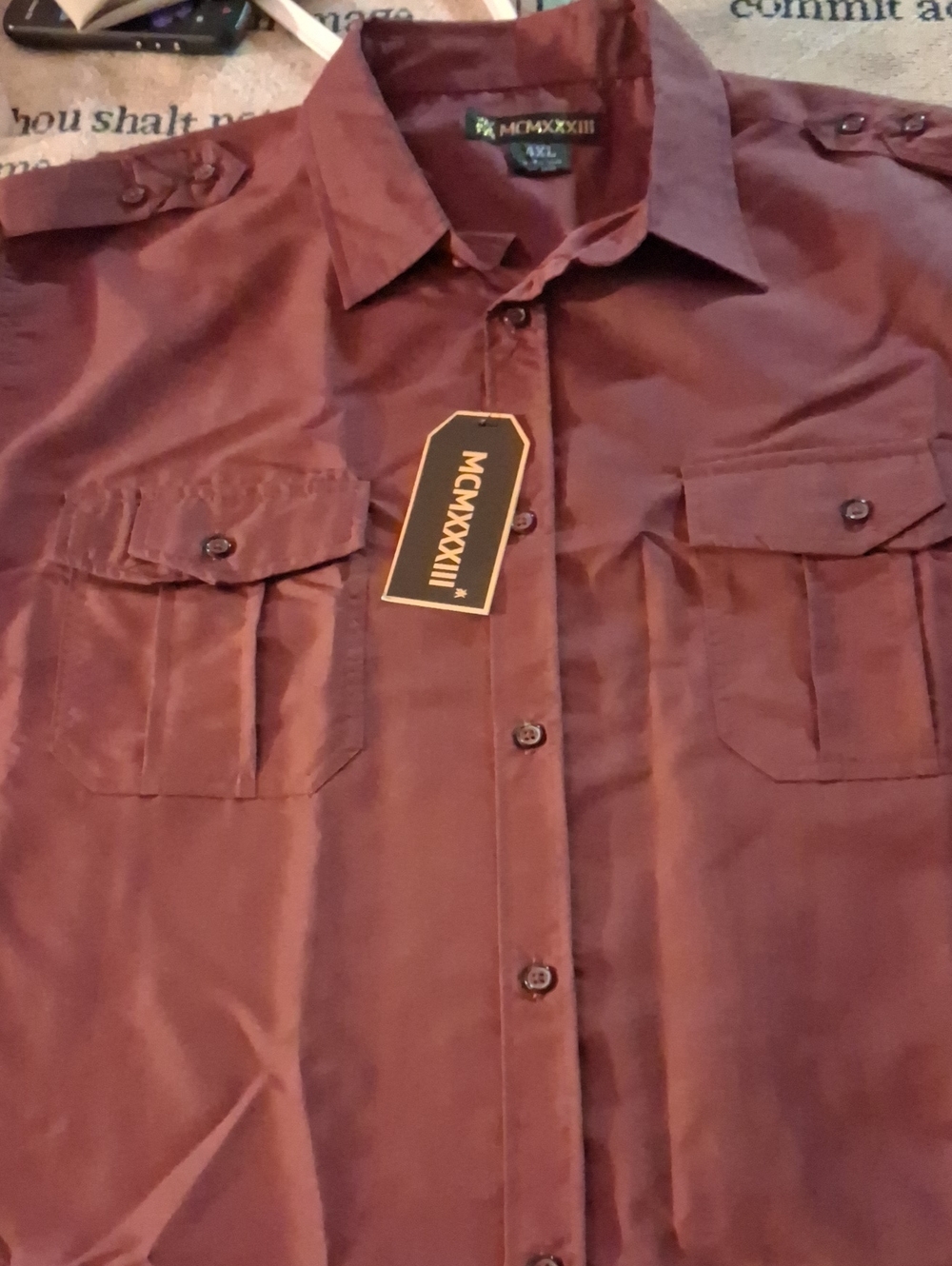 Men's Short-Sleeve Button Shirt Jacket in Burgundy
